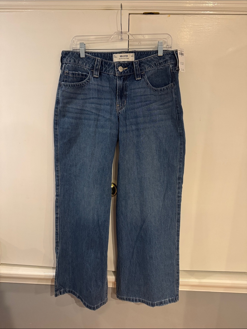 Hollister Women's Low-Rise Jeans - Size 8